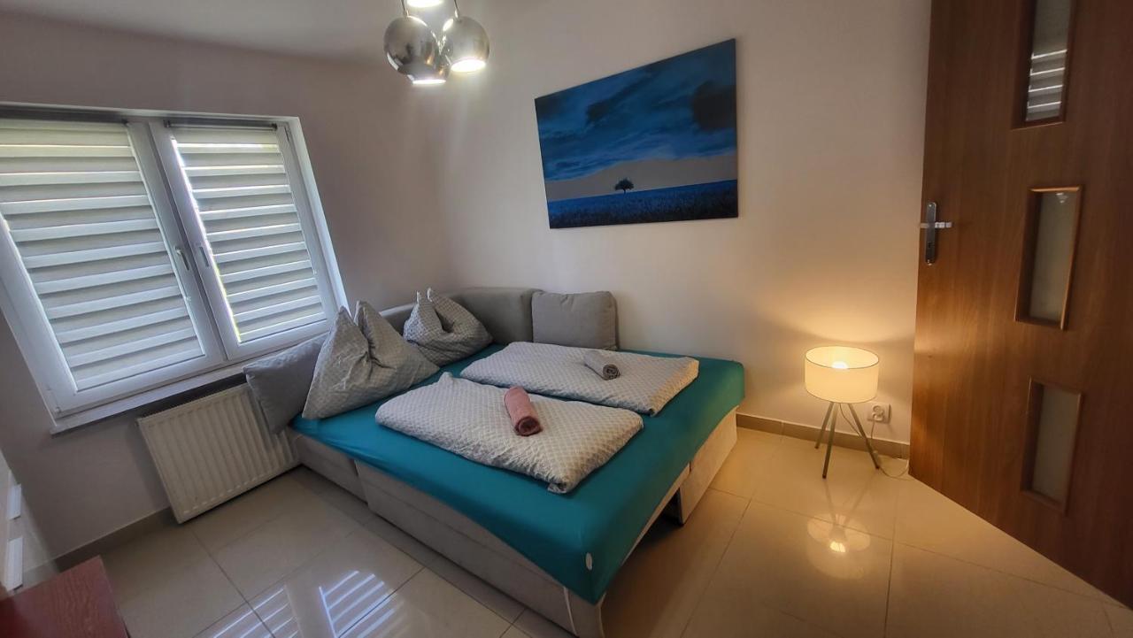 Apartamenty Rest Studio Self Check-In 24H Bytom Esterno foto