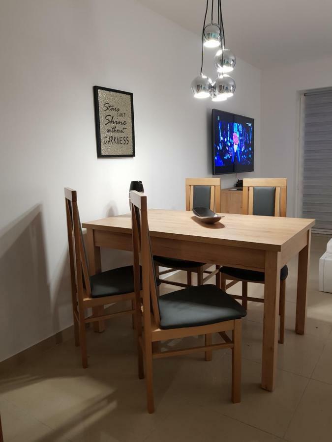 Apartamenty Rest Studio Self Check-In 24H Bytom Esterno foto